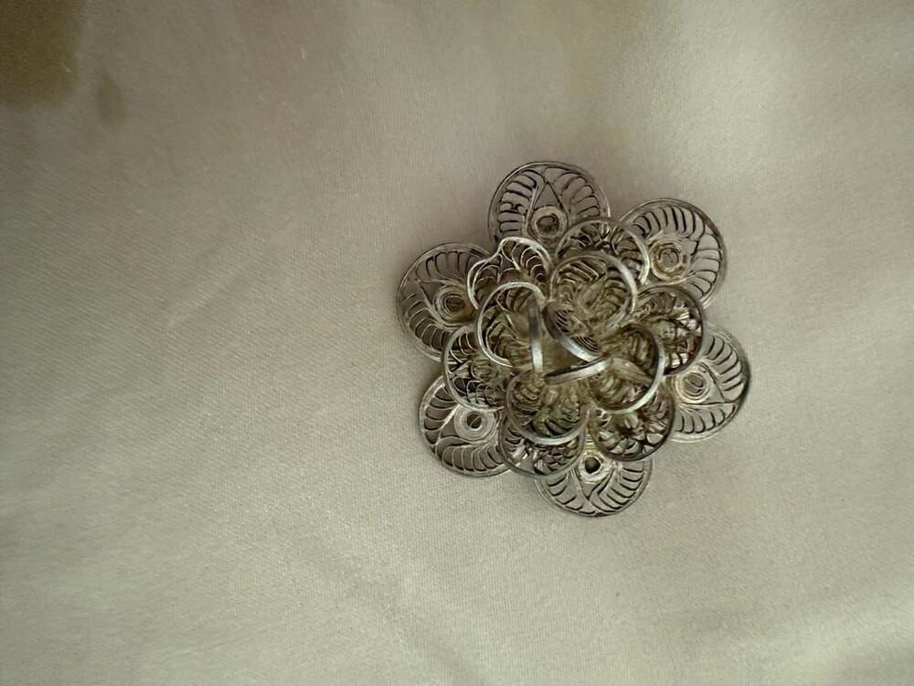 Vintage Sterling Silver Filigree Flower Brooch Pin